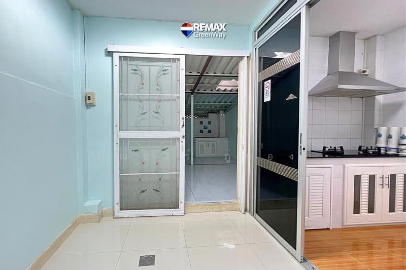 Townhouse in Sinthavee Ngamcharoen Rama 2 21.4 Sq.Wah, bangkok, อนามัยงามเจริญ, Tha Kham, Bang Khun Thian, Bangkok, 3 Bedrooms, 156 sqm, Townhouse For Sale, by Poonyawee Puthong, 500606388 - สินทวีงามเจริญ คุ้ม ใหญ่ 21.4 ตร.ว - DDproperty.com