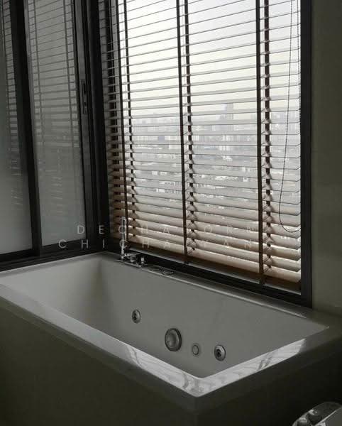 Rhythm Sukhumvit 44/1, Bangkok, Sukhumvit Road, Phra Kanong, Khlong Toei, Bangkok, 1 Bedroom, 48 sqm, Condo For Rent, by Dechatorn Chichaiyang, 500606514 - DDproperty.com