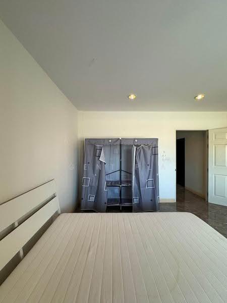 Grand De Ville Srinakarin, Bangkok, Soi Srinakarin 42, Nong Bon, Prawet, Bangkok, 5 Bedrooms, 244 sqm, Townhouse For Rent, by Agent Pla, 500606517 - DDproperty.com