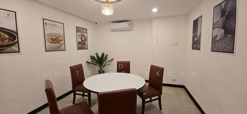 ให้เช่า อาคารพาณิชย์ 4 ชั้น | ทาวน์อินทาวน์, กรุงเทพ, พลับพลา, วังทองหลาง, กรุงเทพ, 400 ตร.ม., ตึกแถว-อาคารพาณิชย์ ให้เช่า, โดย Pudis Chitrungsakorn, 500606596 - DDproperty.com