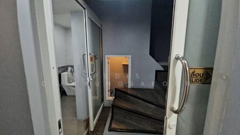Commercial Building for Rent / Sale | Lat Phrao – Wang Thonglang, bangkok, Wang Thonglang, Bangkok, , 320 sqm, Shophouse For Rent, by Pudis Chitrungsakorn, 500606648 - DDproperty.com