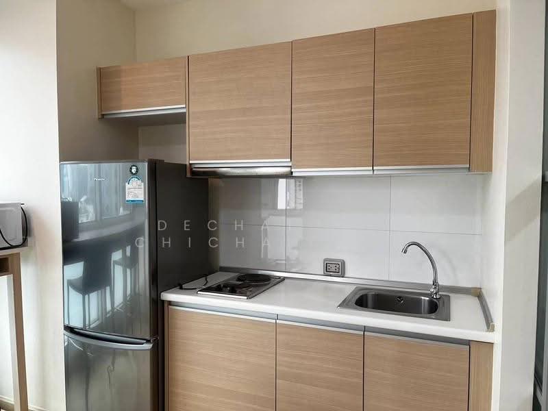 Rhythm Ratchada, Bangkok, 558 Ratchadaphisek Road, Samsen Nok, Huai Khwang, Bangkok, 1 Bedroom, 47 sqm, Condo For Rent, by Dechatorn Chichaiyang, 500606672 - DDproperty.com