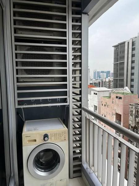 Rhythm Ratchada, Bangkok, 558 Ratchadaphisek Road, Samsen Nok, Huai Khwang, Bangkok, 1 Bedroom, 47 sqm, Condo For Rent, by Dechatorn Chichaiyang, 500606672 - DDproperty.com