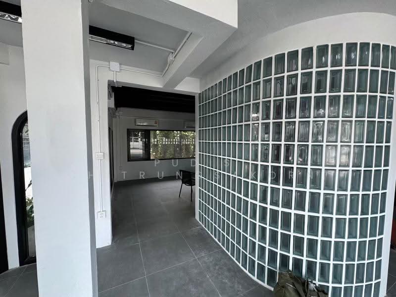 ให้เช่า อาคารสำนักงาน 2 ชั้น | ลาดพร้าว – วังทองหลาง, กรุงเทพ, วังทองหลาง, กรุงเทพ, 520 ตร.ม., สำนักงาน ให้เช่า, โดย Pudis Chitrungsakorn, 500606711 - DDproperty.com