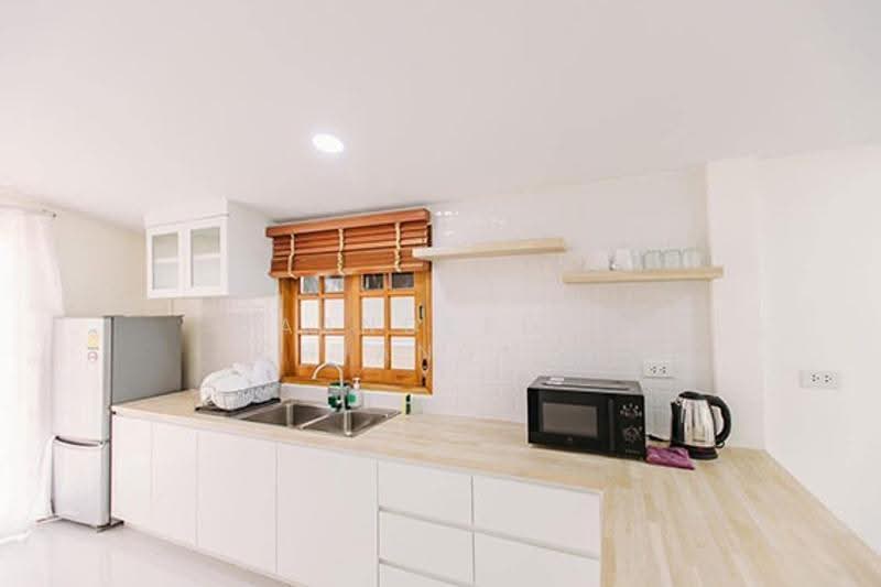 A house for rent near Meechok Plaza, Chiang Mai Rental Price: 25,000 THB / month Property No.5H582, Chiang Mai, San Phi Sua, Muang Chiang Mai, Chiang Mai, 3 Bedrooms, 100 sqm, Single Detached House For Rent, by Baandeedee Chiangmai, 500606712 - DDproperty.com