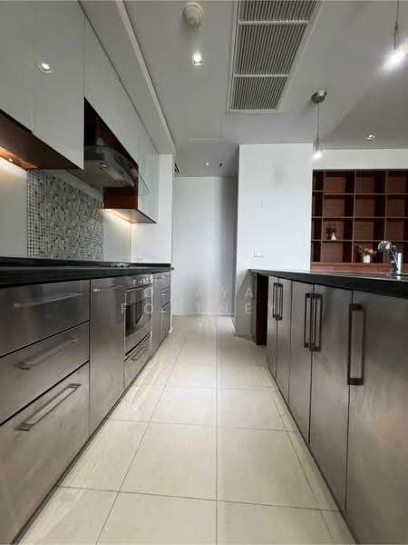 The Lakes, Bangkok, 123 Ratchadaphisek Road, Khlong Toei, Bangkok, 2 Bedrooms, 109 sqm, Condo For Rent, by Oraya Fortney, 500606752 - DDproperty.com