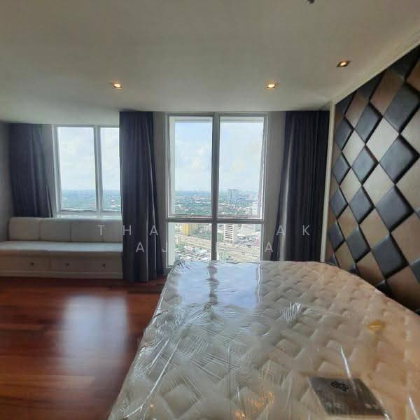Four Wings Mansion, Bangkok, 32 Soi Sukhumvit 11, Khlongtoei Nua, Watthana, Bangkok, 3 Bedrooms, 300 sqm, Apartment For Rent, by Thanyalak Ajmera, 500606755 - DDproperty.com