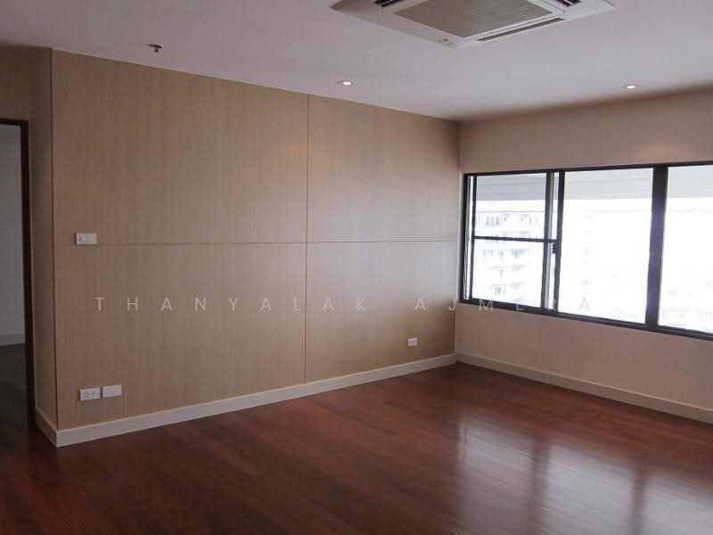 Le Raffine Sukhumvit 24 : เลอ รัฟฟิเน่ สุขุมวิท 24, กรุงเทพ, ซอยสุขุมวิท 24, คลองตัน, คลองเตย, กรุงเทพ, 370 ตร.ม., คอนโด ให้เช่า, โดย Thanyalak Ajmera, 500606765 - DDproperty.com