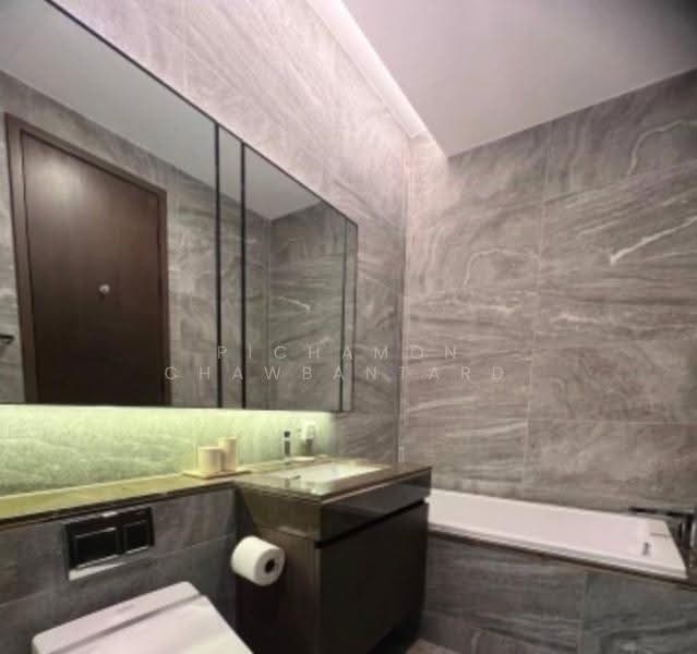 The Esse Sukhumvit 36, Bangkok, Soi Sukhumvit 36, Sukhumvit Road, Phra Kanong, Khlong Toei, Bangkok, 1 Bedroom, 42 sqm, Condo For Rent, by Pichamon Chawbantard, 500606855 - DDproperty.com