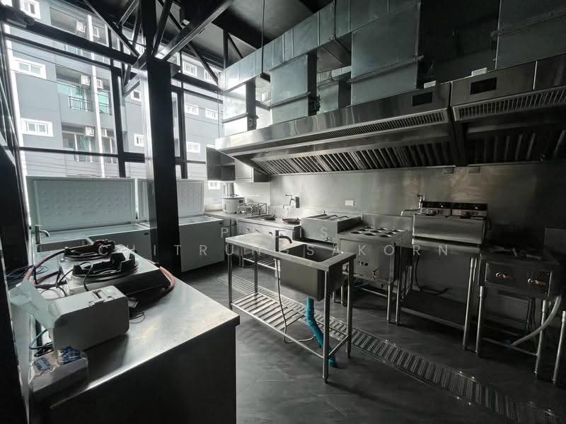 2-Storey Commercial Building for Rent – Lat Phrao 81 | Near Yellow Line Lat Phrao 83 Station, bangkok, Khlong Chaokhun Sing, Wang Thonglang, Bangkok, , 200 sqm, Shophouse For Rent, by Pudis Chitrungsakorn, 500606897 - DDproperty.com