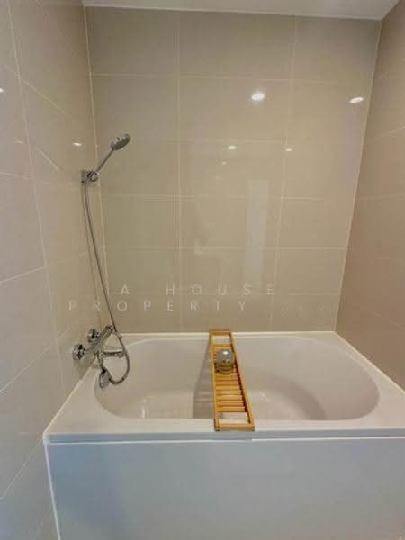 The Zea Sriracha, Chon Buri (Pattaya), 9 Moo 9, Bang Phra, Si Racha, Chon Buri (Pattaya), 1 Bedroom, 35 sqm, Condo For Rent, by A House Property Co.,Ltd., 500607004 - DDproperty.com