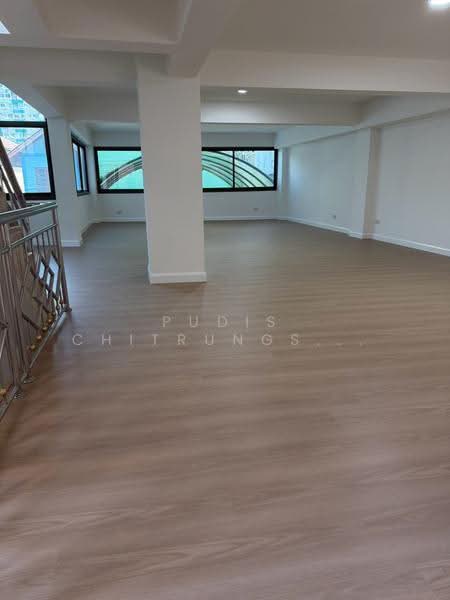 โฮมออฟฟิศ 3 ชั้นให้เช่า MRT ลาดพร้าว 83 – ประดิษฐ์มนูธรรม, กรุงเทพ, คลองเจ้าคุณสิงห์, วังทองหลาง, กรุงเทพ, 524 ตร.ม., ทาวน์เฮ้าส์ ให้เช่า, โดย Pudis Chitrungsakorn, 500607025 - DDproperty.com