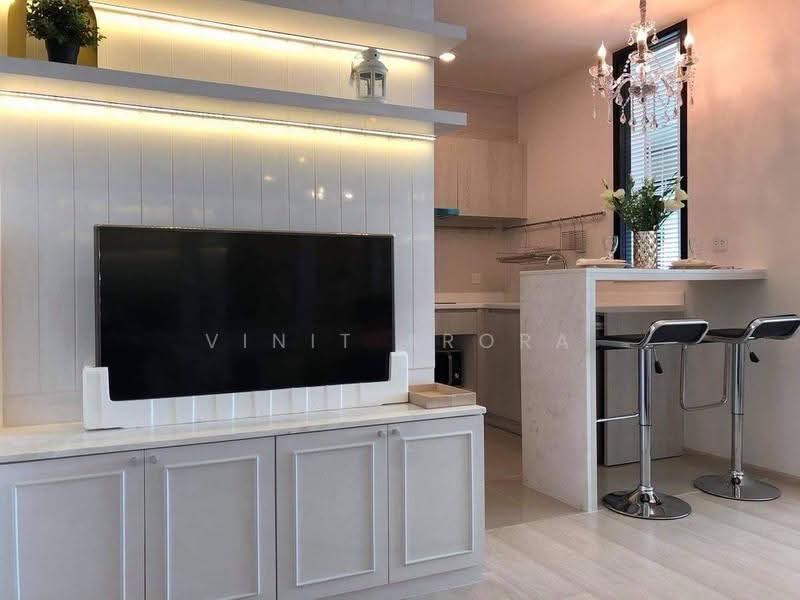 Life Asoke, Bangkok, Asoke-Dindang Road, Bang Kapi, Huai Khwang, Bangkok, 1 Bedroom, 35 sqm, Condo For Sale, by Vinit Arora, 500607170 - DDproperty.com