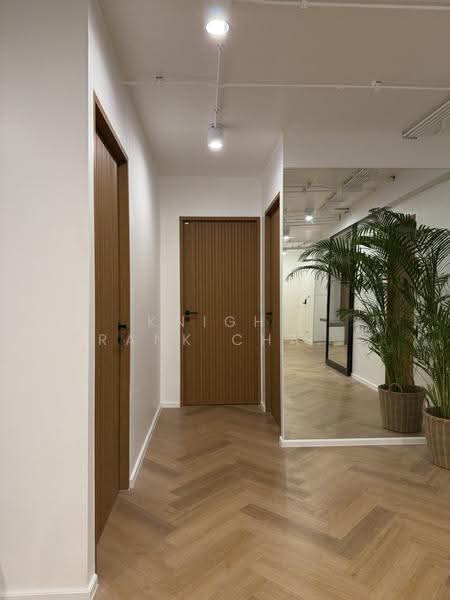 Richmond Palace, Bangkok, Soi Sukhumvit 43 Sukhumvit Road, Khlong Tan Nua, Watthana, Bangkok, 3 Bedrooms, 143 sqm, Condo For Rent, by Knight Frank Chartered (Thailand) Co.,Ltd, 500607566 - DDproperty.com