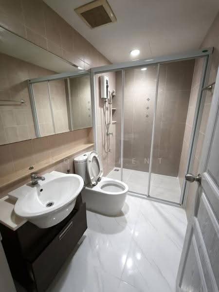 Baan Klang Muang Sathorn-Taksin 2 : บ้านกลางเมือง สาทร-ตากสิน 2, กรุงเทพ, ถนนกัลปพฤกษ์, บางค้อ, จอมทอง, กรุงเทพ, 167 ตร.ม., ทาวน์เฮ้าส์ ให้เช่า, โดย Home4rent, 500607759 - DDproperty.com