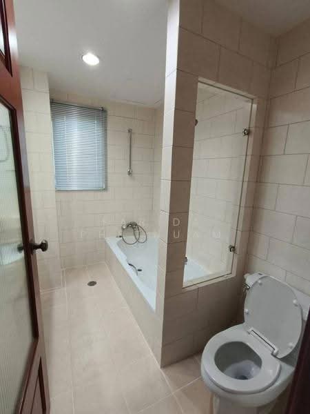 The Grand Sethiwan, bangkok, 82 Soi Sukhumvit 24, Khong Tan, Khlong Toei, Bangkok, 3 Bedrooms, 250 sqm, Apartment For Rent, by Farida Phetnuam, 500607811 - DDproperty.com