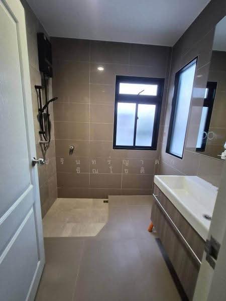Workplace Ratchaphruek-Charan, Bangkok, Bang Waek, Phasi Charoen, Bangkok, 3 Bedrooms, 180 sqm, Townhouse For Rent, by ปรินทร์ญาดา ชิณโชติ, 500607822 - DDproperty.com