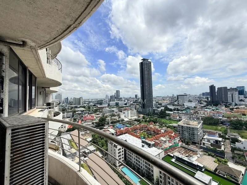 Supalai Place Sukhumvit 39, bangkok, 175-179 Soi Sukhumvit 39 Sukhumvit Road, Khlong Tan Nua, Watthana, Bangkok, 2 Bedrooms, 98 sqm, Condo For Sale, by Tongchompoo Pattanachaiwongkoon, 500607828 - DDproperty.com