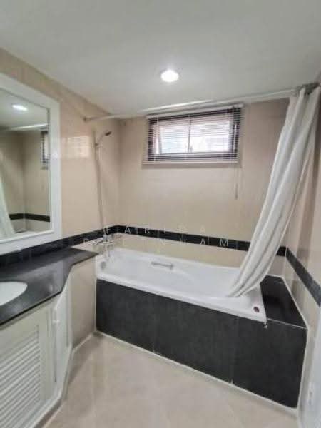 Cosmo Villa (คอสโม่ วิลล่า), กรุงเทพ, 33 ซอยสุขุมวิท 12 ถนนสุขุมวิท แขวง/เขตคลองเตย กทม, คลองเตย, กรุงเทพ, 250 ตร.ม., อพาร์ทเมนท์ ให้เช่า, โดย Farida Phetnuam, 500607854 - DDproperty.com