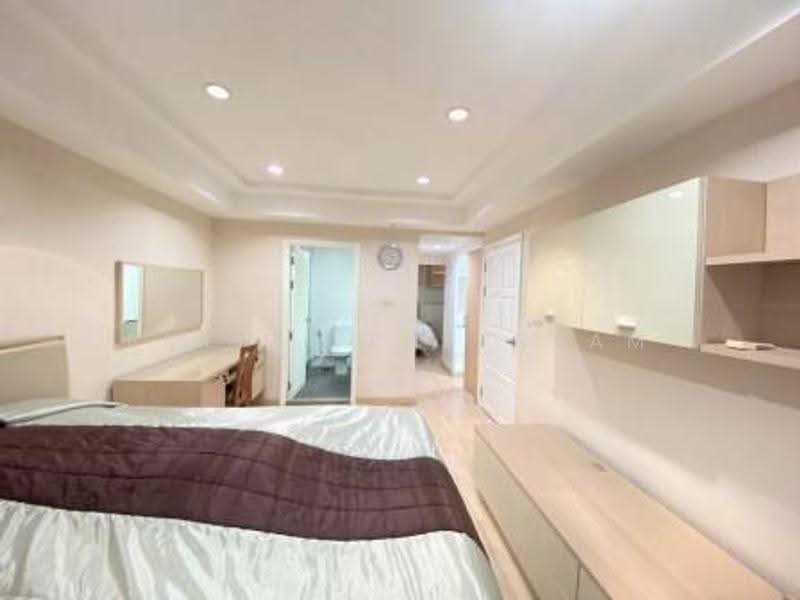 Royal Castle Sukhumvit, bangkok, 30 Soi Sukhumvit 39, Khlongtoei Nua, Watthana, Bangkok, 3 Bedrooms, 140 sqm, Condo For Sale, by Farida Phetnuam, 500607867 - DDproperty.com