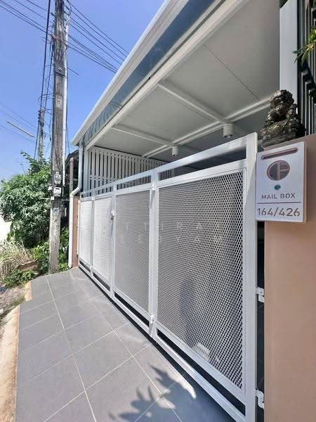 Royal Park Village : รอยัล พาร์ค วิลเลจ, ชลบุรี, หนองปรือ, บางละมุง, ชลบุรี, 93 ตร.ม., บ้านเดี่ยว ขาย, โดย Puttirat Kleebyam, 500607885 - DDproperty.com