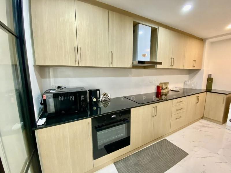 Wattana Suite : วัฒนา สวีท, กรุงเทพ, ซอยสุขุมวิท 15, คลองเตยเหนือ, วัฒนา, กรุงเทพ, 140 ตร.ม., คอนโด ให้เช่า, โดย Connex Property, 500607934 - DDproperty.com