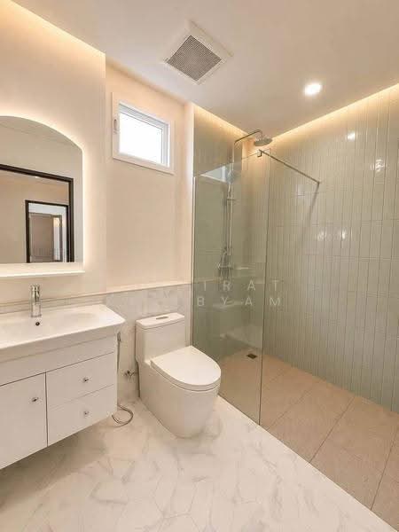 ทาวน์เฮ้าส์ 2-ห้องนอน, ภูเก็ต, ราไวย์, เมืองภูเก็ต, ภูเก็ต, 200 ตร.ม., ทาวน์เฮ้าส์ ขาย, โดย Puttirat Kleebyam, 500607970 - DDproperty.com