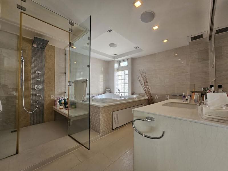 Silver Heritage, bangkok, 96 Soi Sukhumvit 38, Phra Kanong, Khlong Toei, Bangkok, 4 Bedrooms, 502 sqm, Condo For Sale, by Araya Chansane, 500608028 - DDproperty.com