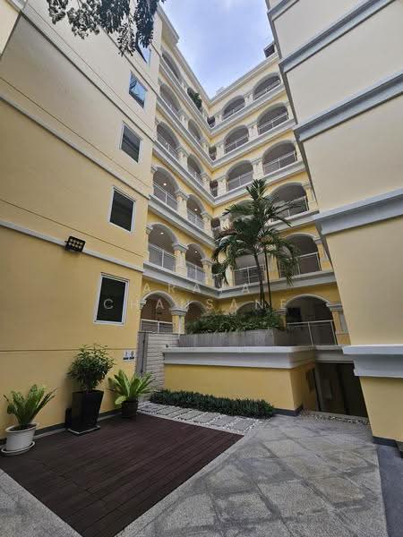 Silver Heritage, bangkok, 96 Soi Sukhumvit 38, Phra Kanong, Khlong Toei, Bangkok, 4 Bedrooms, 502 sqm, Condo For Sale, by Araya Chansane, 500608028 - DDproperty.com