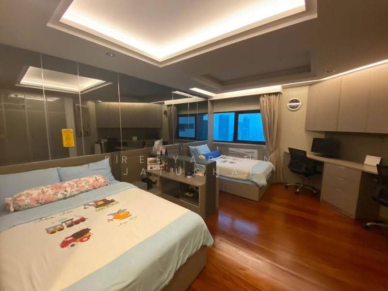 Sathorn Gardens, Bangkok, 39 South Sathorn Road, Thung Maha Mek, Sathon, Bangkok, 4 Bedrooms, 440 sqm, Condo For Sale, by Preeyapohn Jatuchai, 500608109 - DDproperty.com