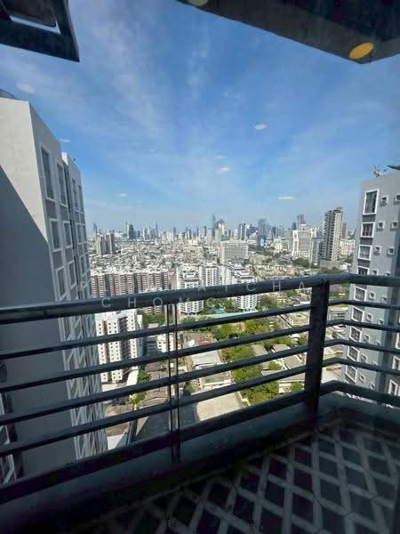 Lumpini Place Water Cliff, Bangkok, Soi Sathu Pradit 19 Yeak 10, Chong Nonsi, Yan Nawa, Bangkok, 3 Bedrooms, 126 sqm, Condo For Rent, by Ploypatcha Chomchid, 500608241 - DDproperty.com