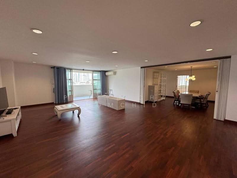 D.S. Tower 1 Sukhumvit 33, bangkok, Soi Phrom Chit, Khlong Tan Nua, Watthana, Bangkok, 3 Bedrooms, 200 sqm, Condo For Rent, by Ploypatcha Chomchid, 500608243 - DDproperty.com