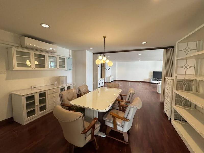 D.S. Tower 1 Sukhumvit 33, bangkok, Soi Phrom Chit, Khlong Tan Nua, Watthana, Bangkok, 3 Bedrooms, 200 sqm, Condo For Rent, by Ploypatcha Chomchid, 500608243 - DDproperty.com