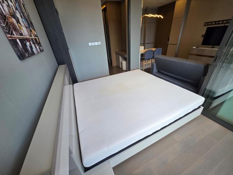 The Esse at Singha Complex, Bangkok, 1788 New Petchaburi Rd, Khlongtoei Nua, Watthana, Bangkok, 1 Bedroom, 36 sqm, Condo For Rent, by Eric Fu, 500608247 - DDproperty.com
