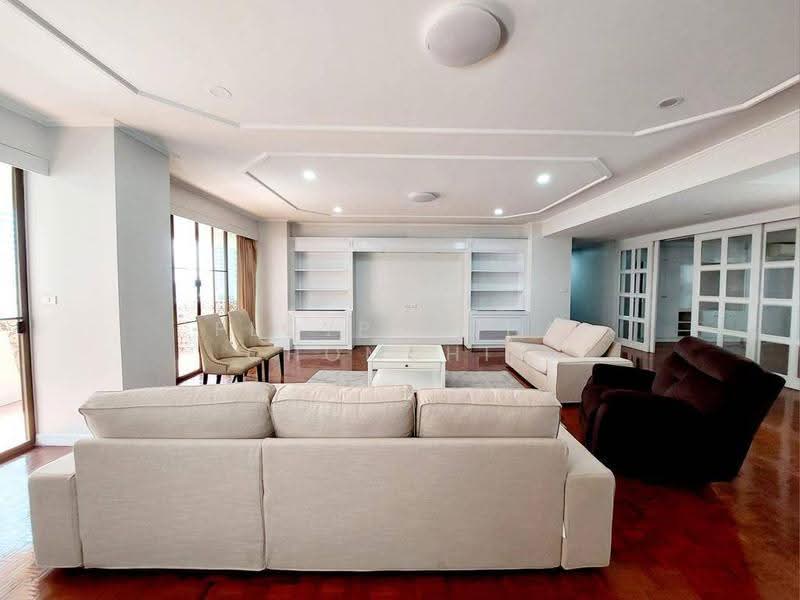 Regency Court condominium, bangkok, 1 Khlong Toei District, Khlong Toei District, Bangkok, Khlong Toei, Bangkok, 4 Bedrooms, 380 sqm, Condo For Rent, by Ploypatcha Chomchid, 500608254 - DDproperty.com
