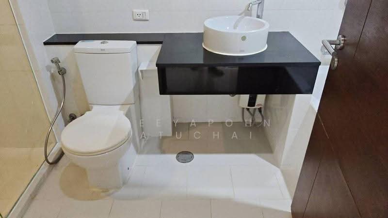 Sukhumvit City Resort, Bangkok, 51 Soi Sukhumvit 11, Khlongtoei Nua, Watthana, Bangkok, 1 Bedroom, 66 sqm, Condo For Sale, by Preeyapohn Jatuchai, 500608318 - DDproperty.com