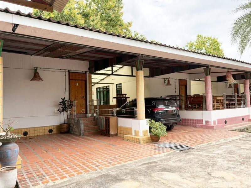 โรงแรมพร้อมที่ดินปักธงชัย นครราชสีมา, นครราชสีมา, ตะขบ, ปักธงชัย, นครราชสีมา, 200 ตร.ม., กิจการ ขาย, โดย The Best Property โย, 500608332 - DDproperty.com