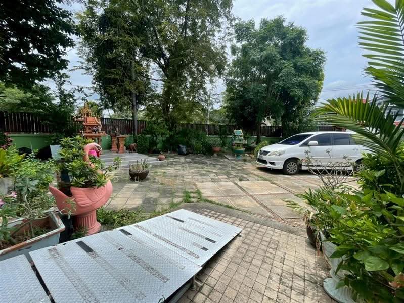 Nantawan Ramintra-Watcharaphon, Bangkok, Sukhaphiban 5 Road, Tha Rang, Bang Khen, Bangkok, 8 Bedrooms, 1,300 sqm, Single Detached House For Sale, by คุณ สุภัตรา พลอยแดง (แพร), 500608335 - DDproperty.com