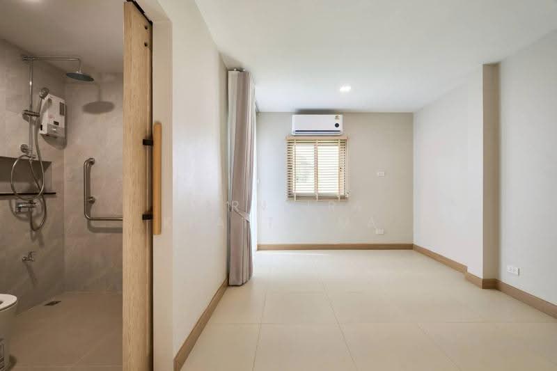 P0109 | บ้านเดี่ยว 2 ชั้น ส่วนตัวเพียง 6 ยูนิต ย่านสุเทพ | ใกล้วัดอุโมงค์ 2 นาที | เริ่ม 9.9 ล้านบาท, เชียงใหม่, สุเทพ, เมืองเชียงใหม่, เชียงใหม่, 200 ตร.ม., บ้านเดี่ยว ขาย, โดย Aornjira Khatthima, 500608355 - DDproperty.com