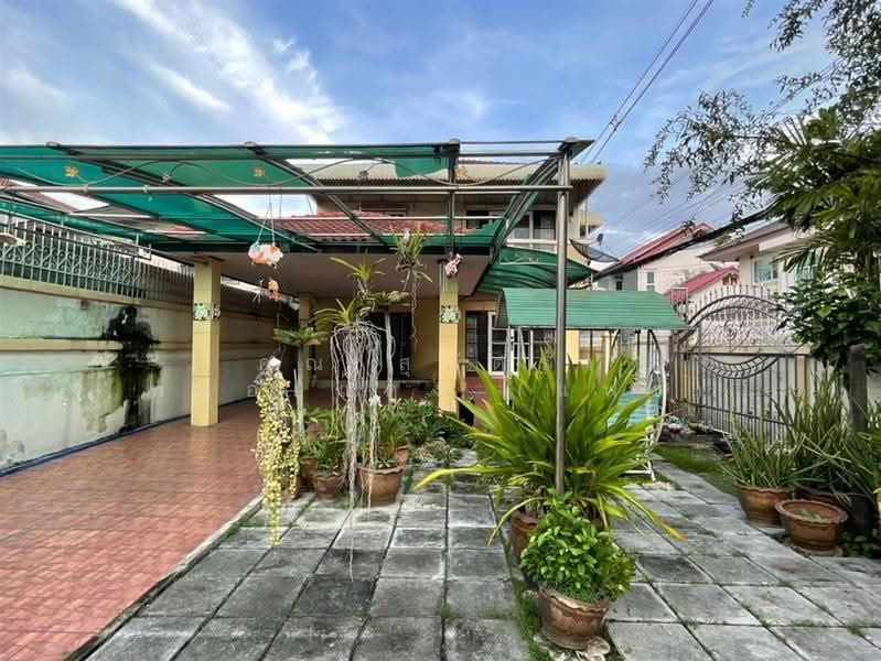 บ้านเดี่ยว 2 ชั้น 81 ตร.ว. บ้านเดี่ยว ซอยสรงประภา28, Bangkok, ถนนวิภาวดี-รังสิต, Si Khan, Don Mueang, Bangkok, 4 Bedrooms, 330 sqm, Single Detached House For Sale, by คุณ สุภัตรา พลอยแดง (แพร), 500608360 - DDproperty.com