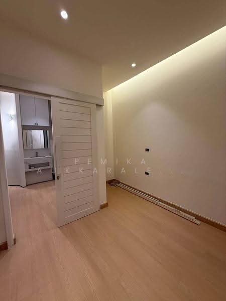undefined, bangkok, Chan Kasem, Chatuchak, Bangkok, 3 Bedrooms, 144 sqm, Townhouse For Sale, by Pemika Aukkaraleekul, 500608410 - DDproperty.com