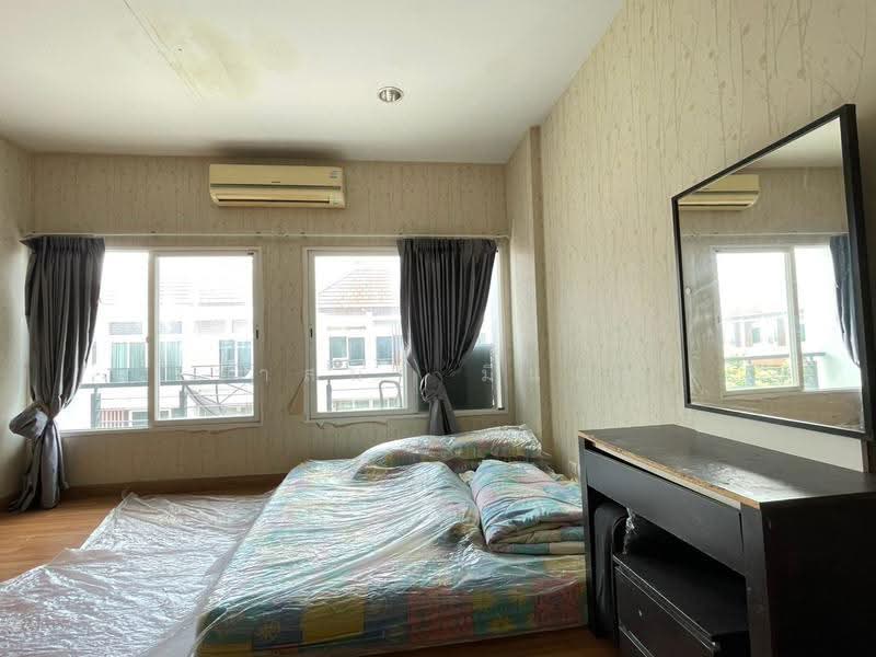 Baan Klang Muang Urbanion Rama 9-Ladprao : บ้านกลางเมือง เออร์บาเนี่ยน พระราม 9-ลาดพร้าว, กรุงเทพ, ซอยลาดพร้าว 84 ถนนลาดพร้าว, วังทองหลาง, กรุงเทพ, 160 ตร.ม., ทาวน์เฮ้าส์ ขาย, โดย วาสนา มีแถม, 500608691 - DDproperty.com