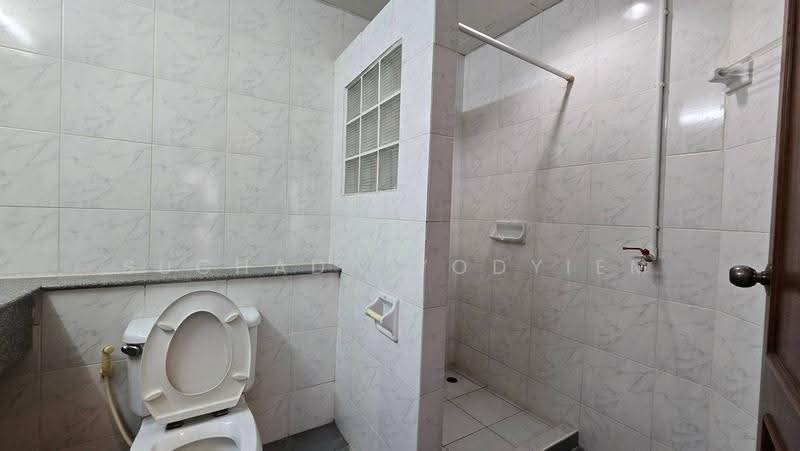 Liang Garden, bangkok, 218 Soi Sri Nakhon Khwaeng, Chong Nonsi, Yan Nawa, Bangkok, 2 Bedrooms, 150 sqm, Condo For Sale, by Suchada Yodyiem, 500608724 - DDproperty.com