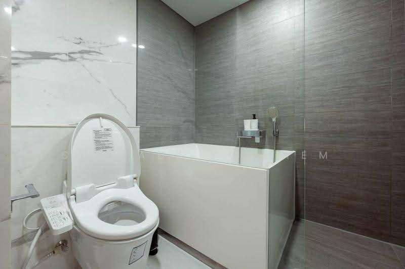 Siamese Exclusive Sukhumvit 31, Bangkok, 75 Soi Sukhumvit 31, Khlong Tan Nua, Watthana, Bangkok, 1 Bedroom, 64 sqm, Condo For Sale, by Suchada Yodyiem, 500608804 - DDproperty.com
