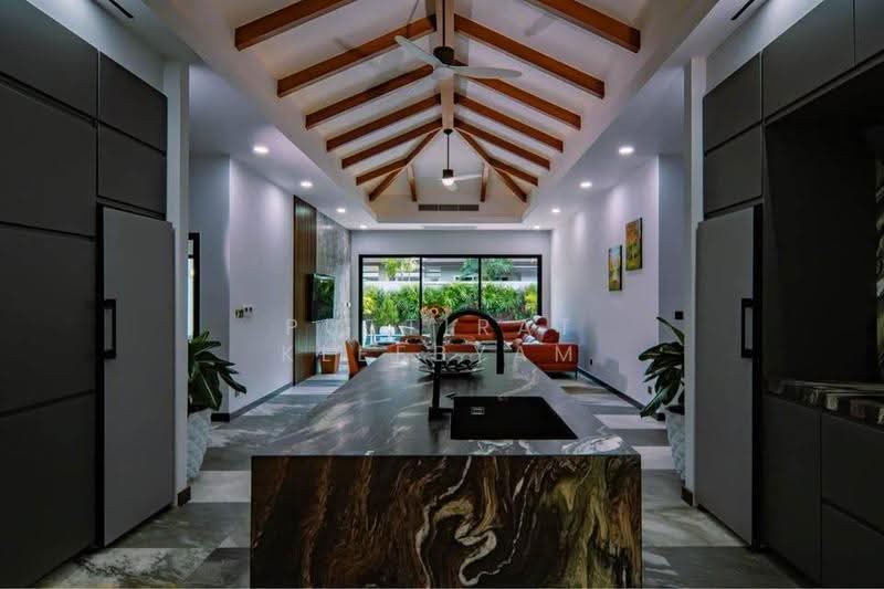 undefined, Phuket, Thep Krasattri, Thalang, Phuket, 4 Bedrooms, 300 sqm, Single Detached House For Sale, by Puttirat Kleebyam, 500608834 - DDproperty.com