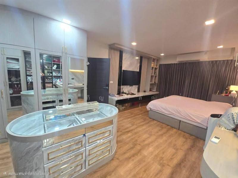 Golden Prestige Watcharapol-Sukhapiban 5, bangkok, Sukhaphiban 5 Road, O-Ngoen, Sai Mai, Bangkok, 5 Bedrooms, 300 sqm, Single Detached House For Sale, by คุณ ภิญญาลักษณ์ เทพบุตร (ยุ้ย), 500608905 - DDproperty.com