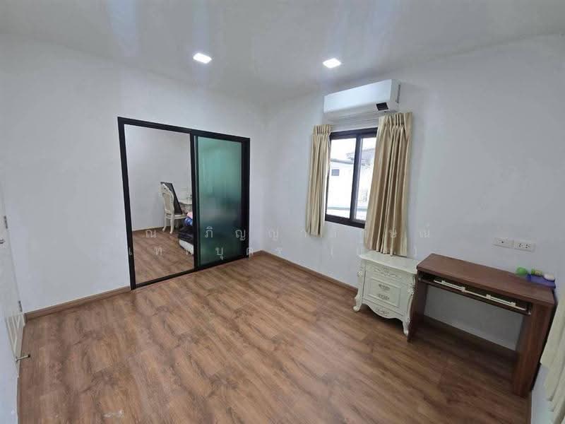 Golden Prestige Watcharapol-Sukhapiban 5, bangkok, Sukhaphiban 5 Road, O-Ngoen, Sai Mai, Bangkok, 5 Bedrooms, 300 sqm, Single Detached House For Sale, by คุณ ภิญญาลักษณ์ เทพบุตร (ยุ้ย), 500608905 - DDproperty.com