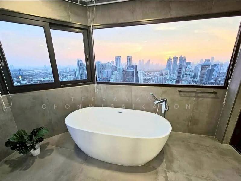 The Waterford Diamond Tower Sukhumvit, Bangkok, 758/18  Soi Sukhumvit 30/1, Sukhumvit Road, Khlong Toei, Bangkok, 3 Bedrooms, 147 sqm, Condo For Sale, by Teeranant Chonwisaikajon, 500609029 - DDproperty.com
