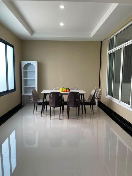 Baan Lalin The Young Executive Onnut-Wongwaen-Suwannabhumi, bangkok, Chaloem Phrakiat Rama 9 Road, Dok Mai, Prawet, Bangkok, 4 Bedrooms, 170 sqm, Single Detached House For Rent, by บุษบา รัตนวงษ์ชัย, 500609112 - DDproperty.com