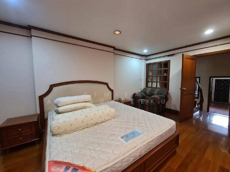 3-BR Townhouse, bangkok, Arun Amarin, Bangkok Noi, Bangkok, 3 Bedrooms, 280 sqm, Townhouse For Sale, by Pemika Aukkaraleekul, 500609123 - DDproperty.com